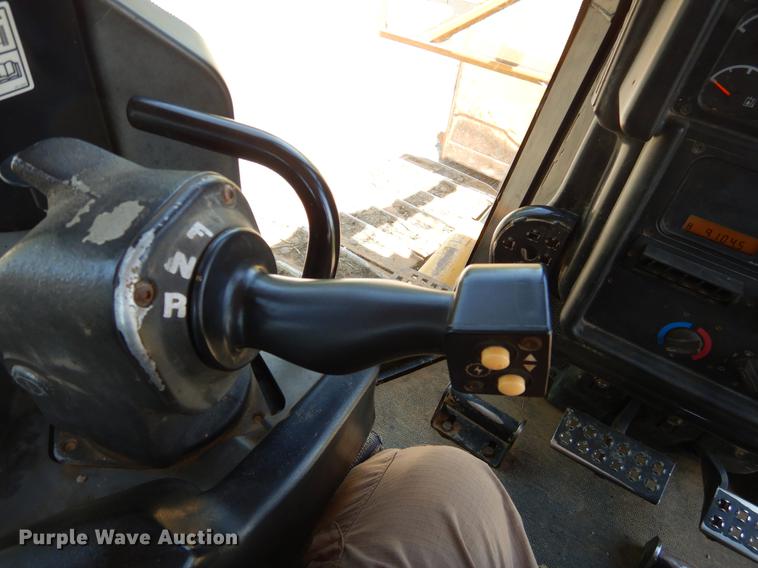 image for item EI9138 Caterpillar D6N XL dozer