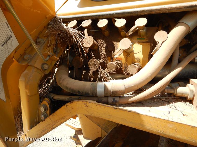 image for item EI9138 Caterpillar D6N XL dozer