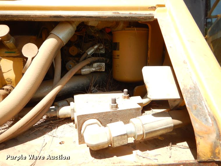 image for item EI9138 Caterpillar D6N XL dozer