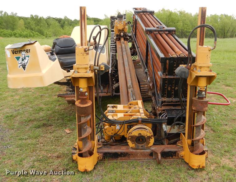 image for item EI9152 2000 Vermeer D33X44 directional boring unit