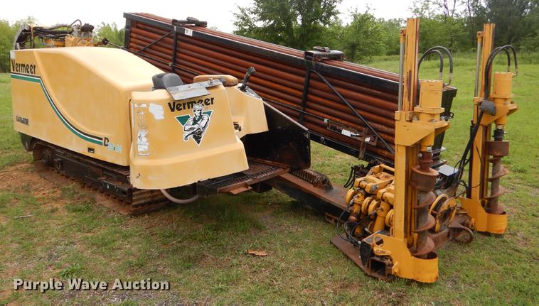 image for item EI9152 2000 Vermeer D33X44 directional boring unit
