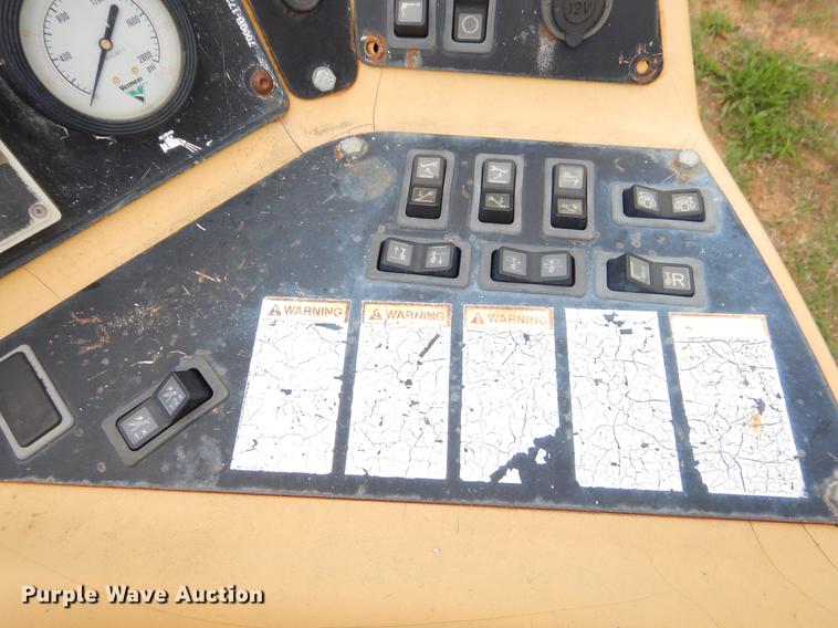 image for item EI9152 2000 Vermeer D33X44 directional boring unit