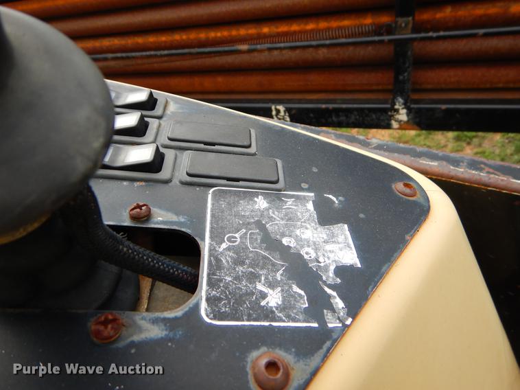 image for item EI9152 2000 Vermeer D33X44 directional boring unit