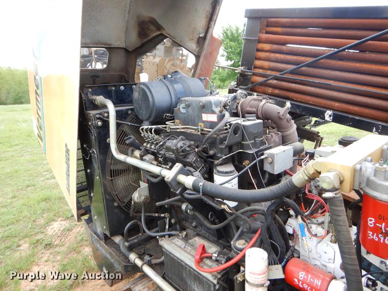 image for item EI9152 2000 Vermeer D33X44 directional boring unit