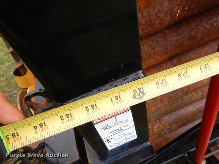 image for item EI9152 2000 Vermeer D33X44 directional boring unit