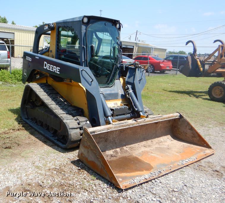 image for item EI9171 2010 John Deere 333D skid steer