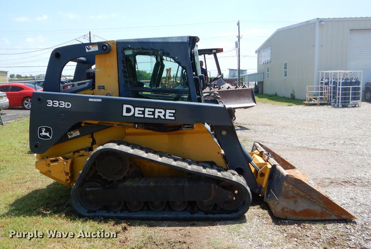 image for item EI9171 2010 John Deere 333D skid steer