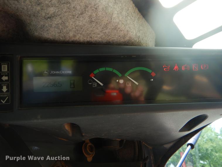 image for item EI9171 2010 John Deere 333D skid steer