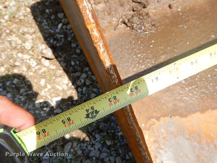 image for item EI9171 2010 John Deere 333D skid steer