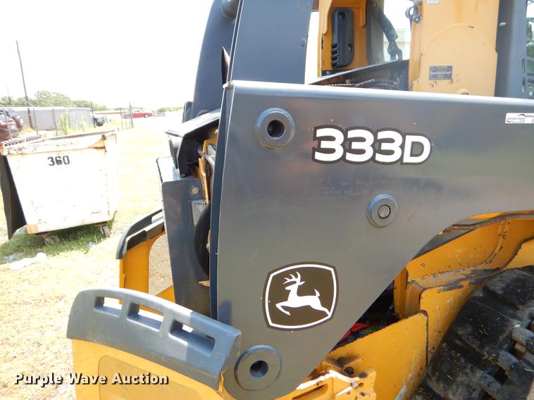 image for item EI9171 2010 John Deere 333D skid steer