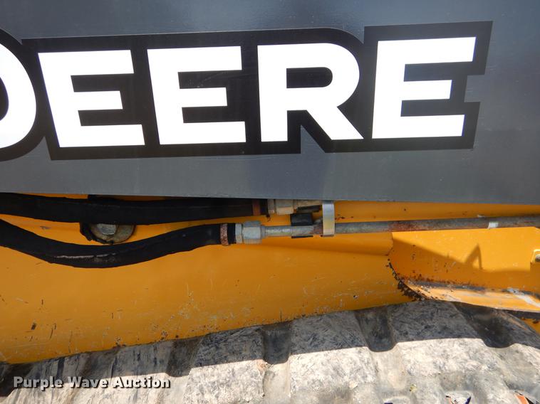 image for item EI9171 2010 John Deere 333D skid steer