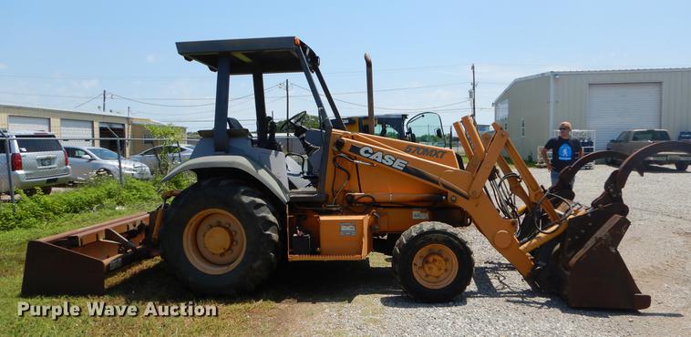 image for item EI9172 2003 Case 570M XT landscape tractor