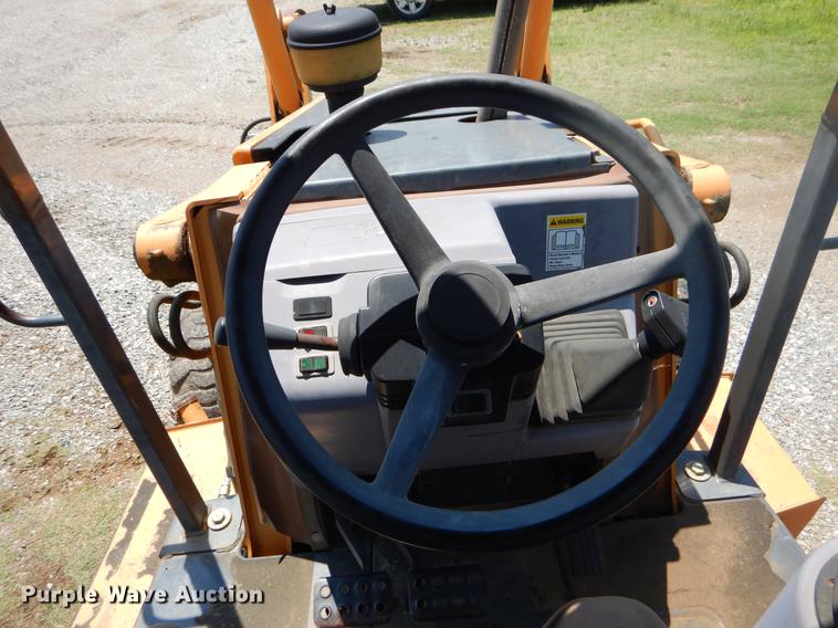 image for item EI9172 2003 Case 570M XT landscape tractor