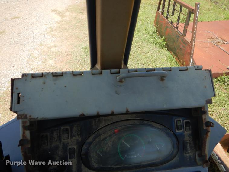 image for item EI9172 2003 Case 570M XT landscape tractor