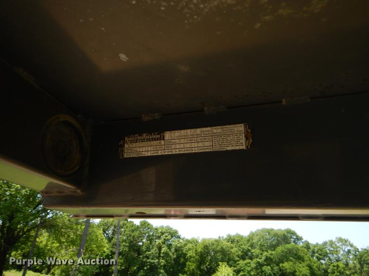 image for item EI9172 2003 Case 570M XT landscape tractor