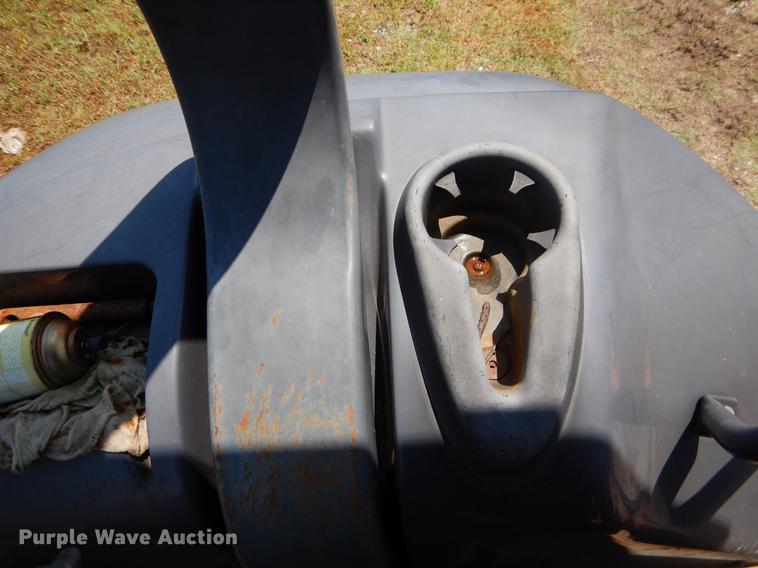 image for item EI9172 2003 Case 570M XT landscape tractor