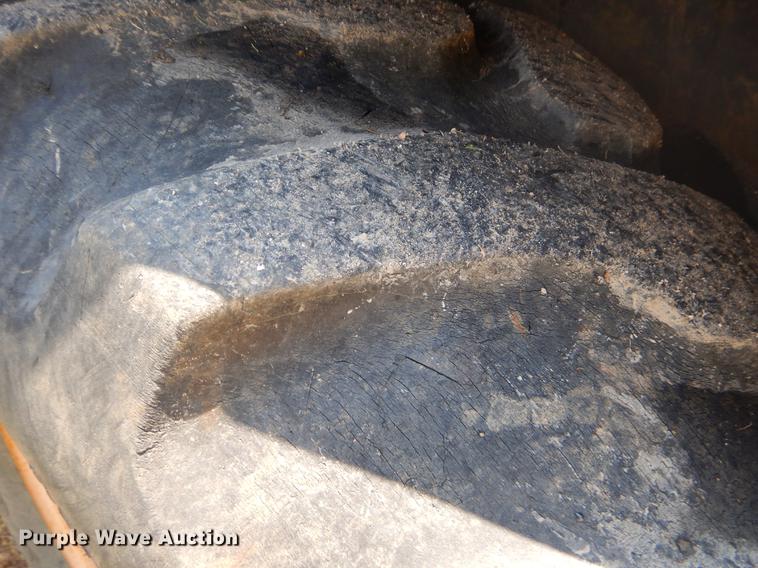 image for item EI9172 2003 Case 570M XT landscape tractor