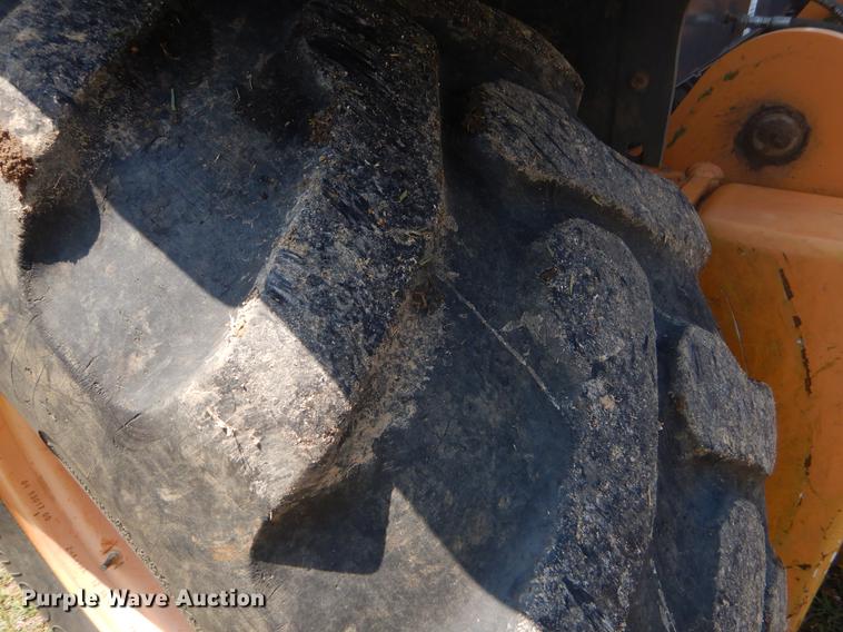 image for item EI9172 2003 Case 570M XT landscape tractor