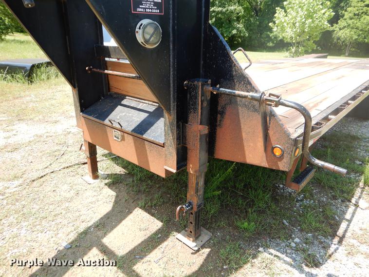 image for item EI9173 2013 Big Tex 22GN20BK5CP equipment trailer