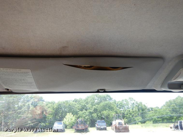 image for item EI9174 2008 Mitsubishi FUSO flatbed truck