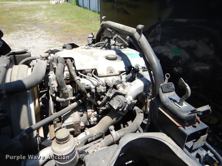 image for item EI9174 2008 Mitsubishi FUSO flatbed truck