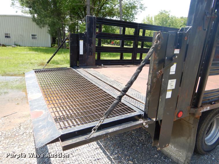 image for item EI9174 2008 Mitsubishi FUSO flatbed truck