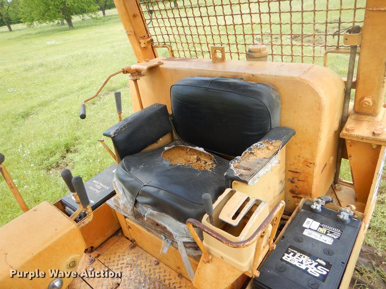 image for item EI9175 Caterpillar D6C dozer
