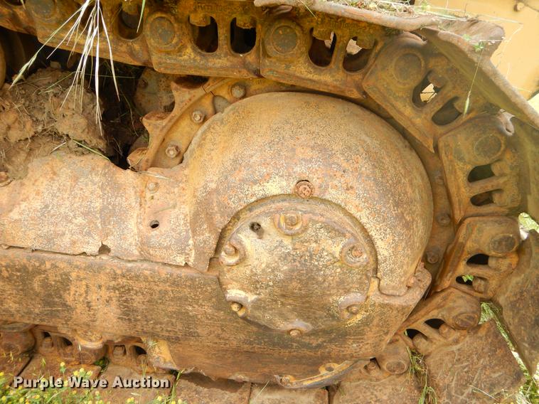 image for item EI9175 Caterpillar D6C dozer