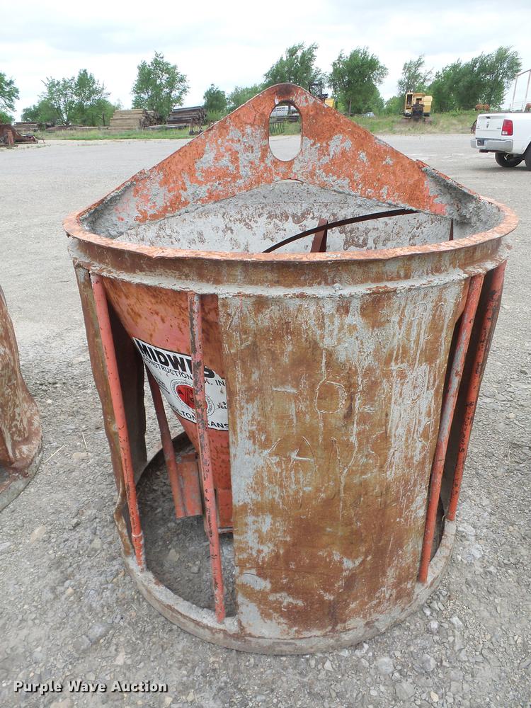 image for item EJ9407 Concrete bucket