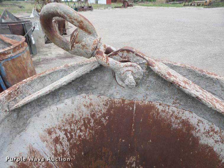 image for item EJ9409 Concrete bucket