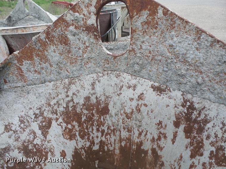 image for item EJ9410 Concrete bucket