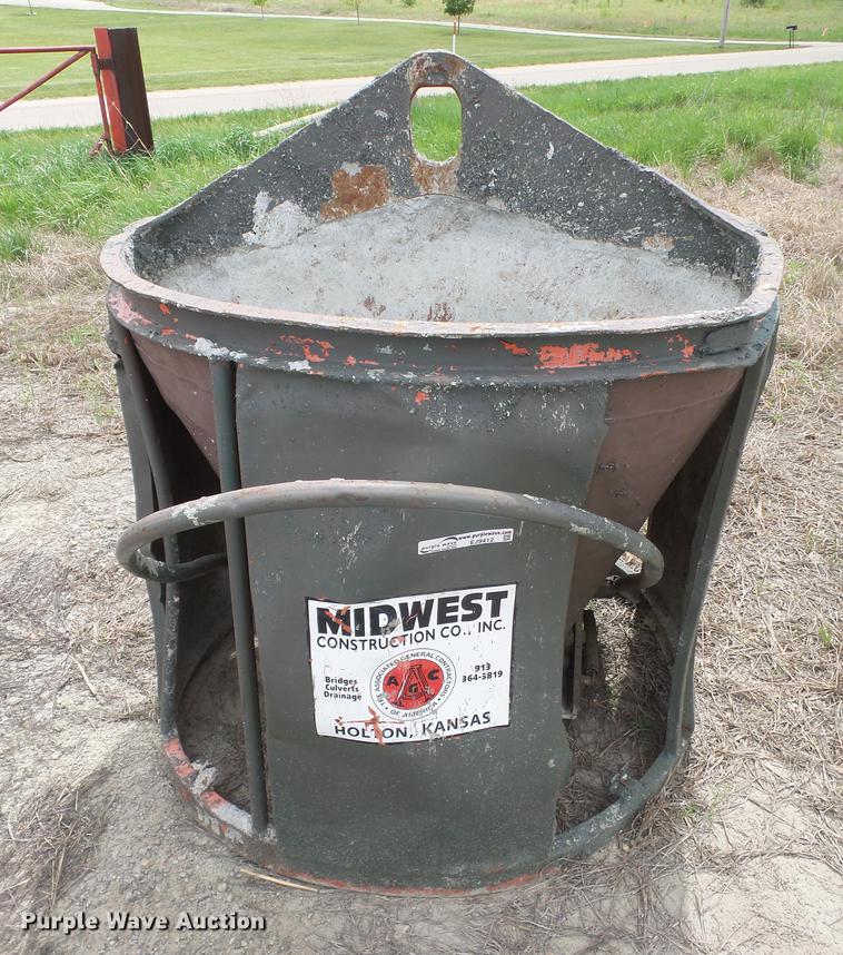 image for item EJ9412 Concrete bucket
