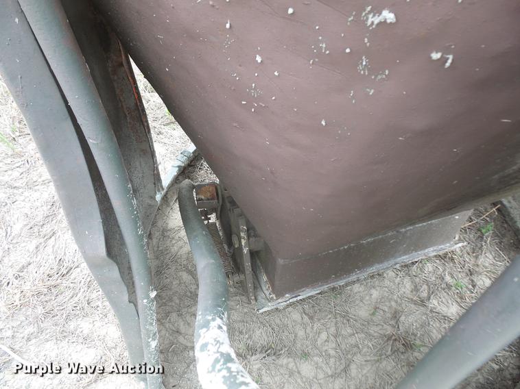 image for item EJ9412 Concrete bucket