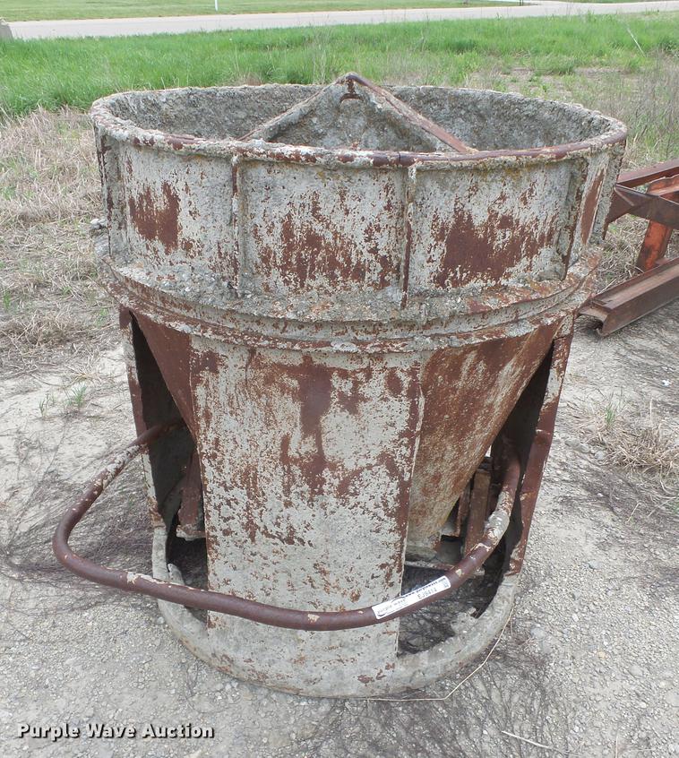 image for item EJ9414 Concrete bucket