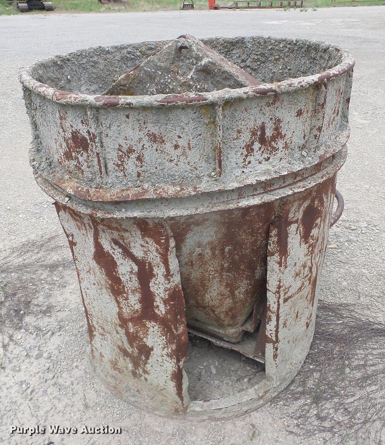 image for item EJ9414 Concrete bucket