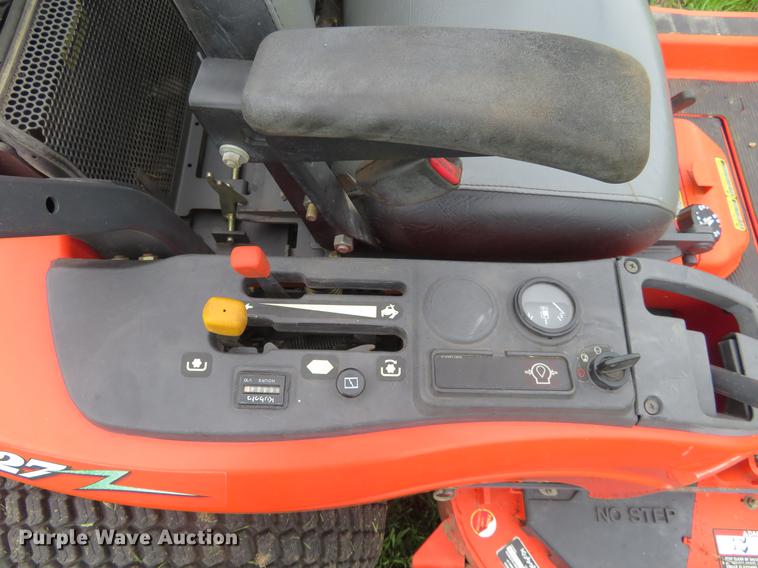 image for item EJ9573 Kubota ZG227 ZTR lawn mower
