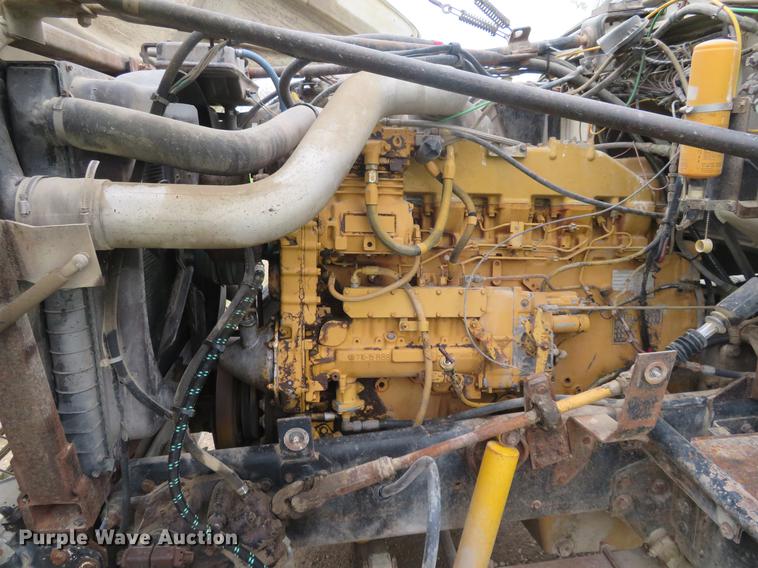 image for item EJ9576 1988 Ford LTL9000 semi truck