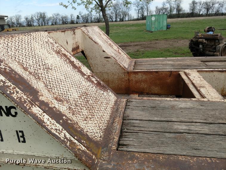 image for item EJ9577 1986 Load King 1401-4660 equipment trailer