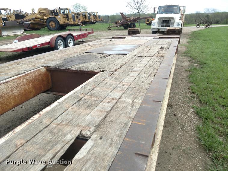 image for item EJ9577 1986 Load King 1401-4660 equipment trailer