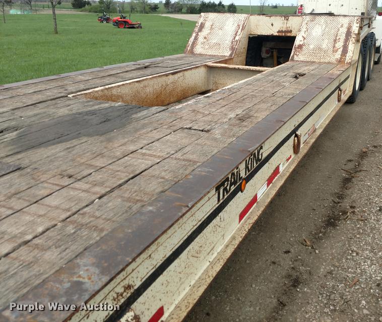 image for item EJ9577 1986 Load King 1401-4660 equipment trailer
