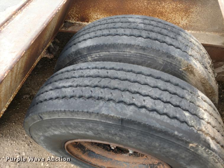 image for item EJ9577 1986 Load King 1401-4660 equipment trailer