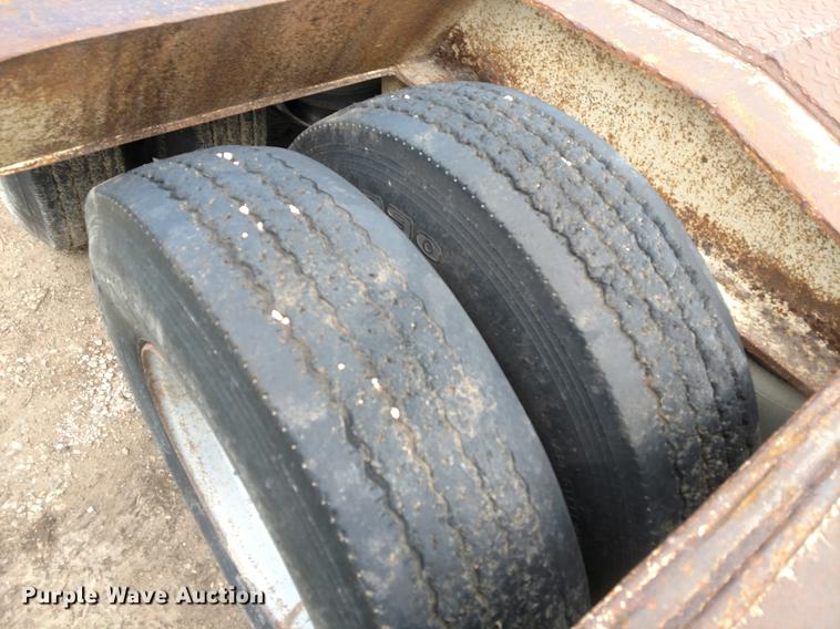 image for item EJ9577 1986 Load King 1401-4660 equipment trailer