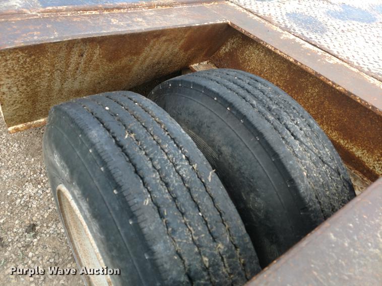 image for item EJ9577 1986 Load King 1401-4660 equipment trailer