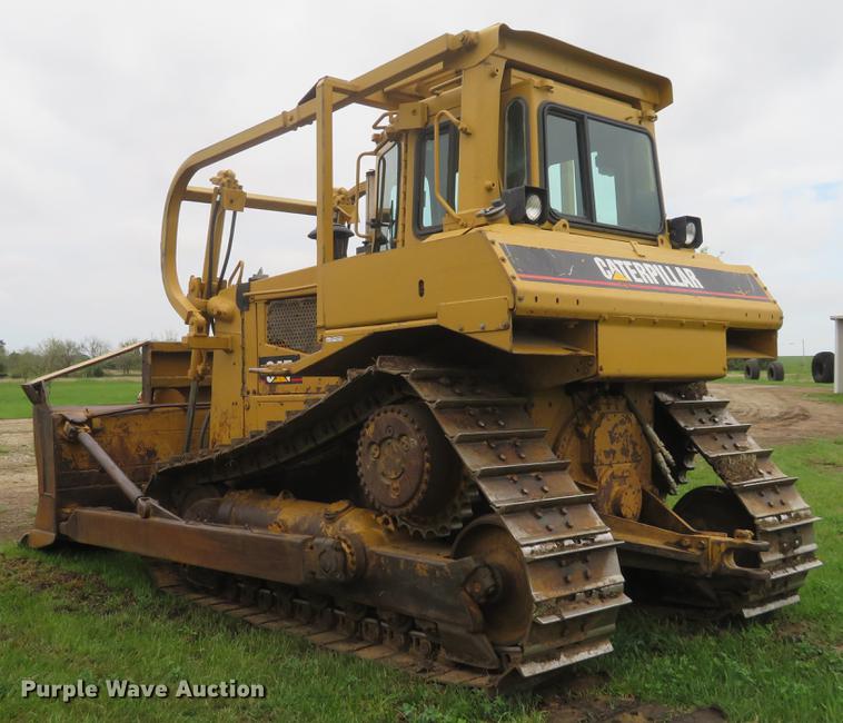 image for item EJ9580 Caterpillar D7H dozer
