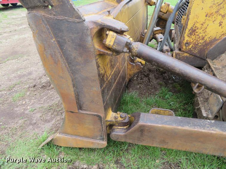 image for item EJ9580 Caterpillar D7H dozer
