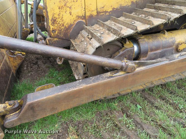 image for item EJ9580 Caterpillar D7H dozer