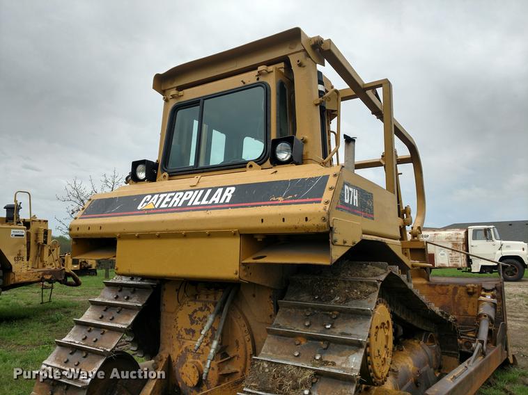 image for item EJ9580 Caterpillar D7H dozer