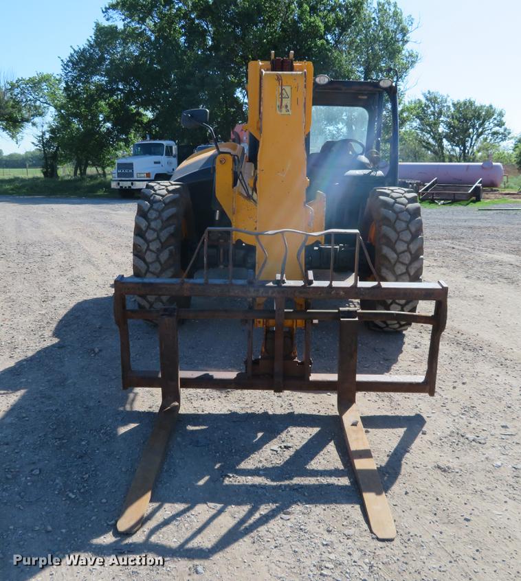 image for item EJ9583 2013 JCB 509-42 telehandler