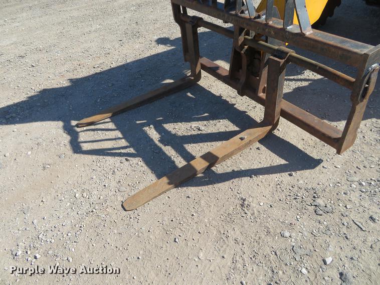 image for item EJ9583 2013 JCB 509-42 telehandler