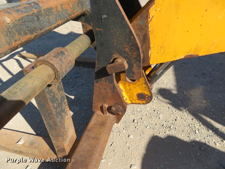 image for item EJ9583 2013 JCB 509-42 telehandler